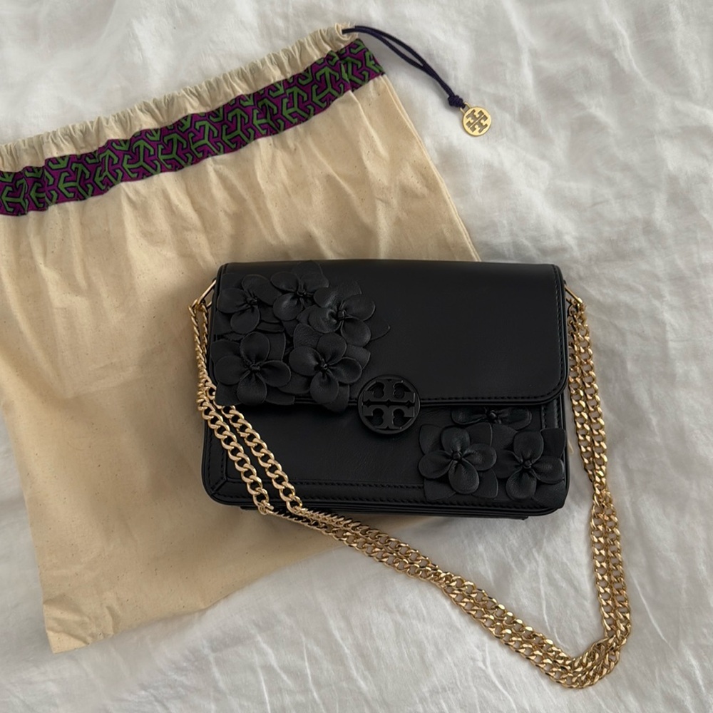 Tory Burch Duet Chain Flower Bag